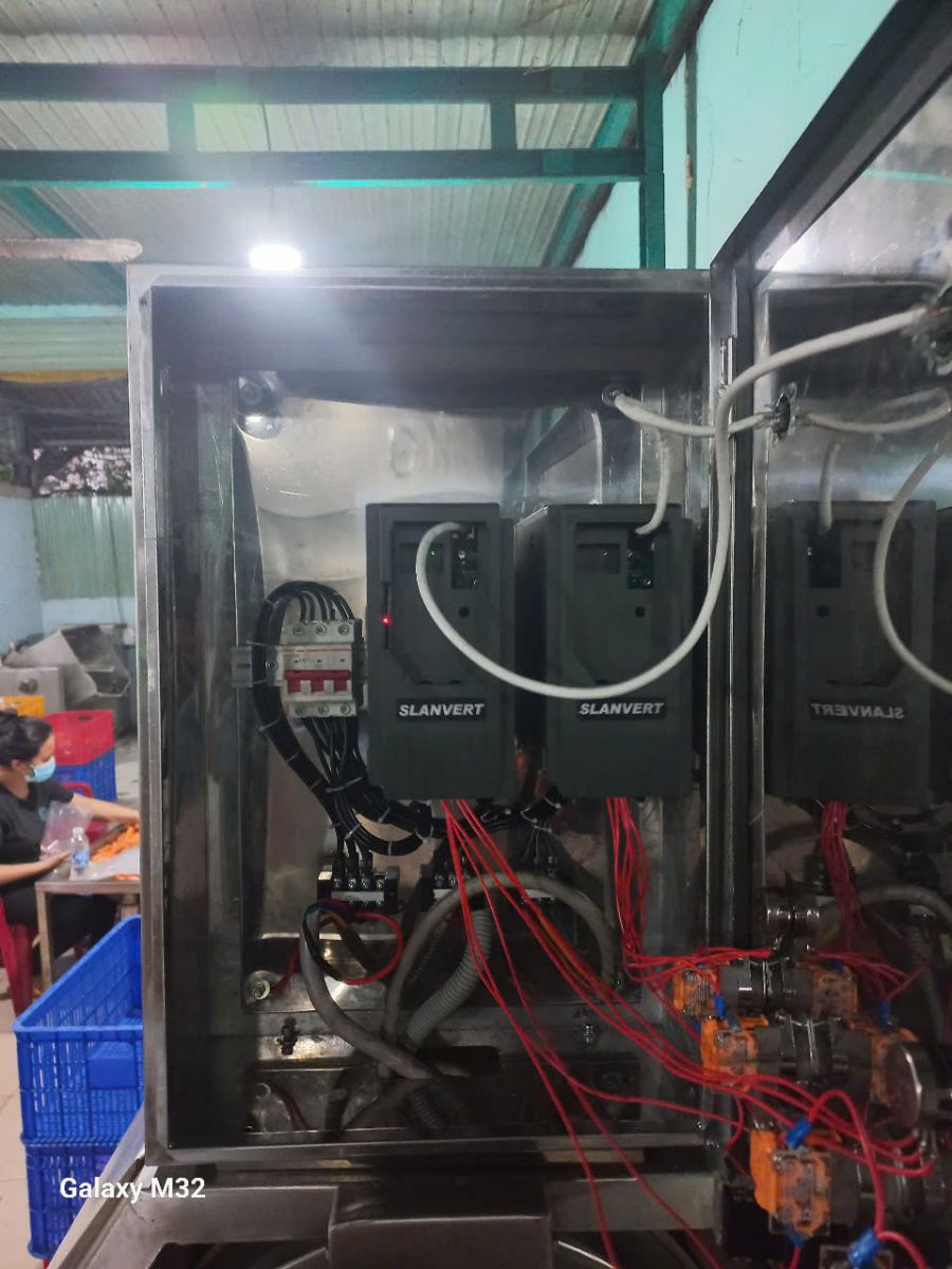 Hope530 2.2KW được lắp cho nhà xưởng xúc xích