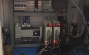 Động cơ SERVO KMT60-40B30E8-OK-00 400W 220V và HMI 10 inch